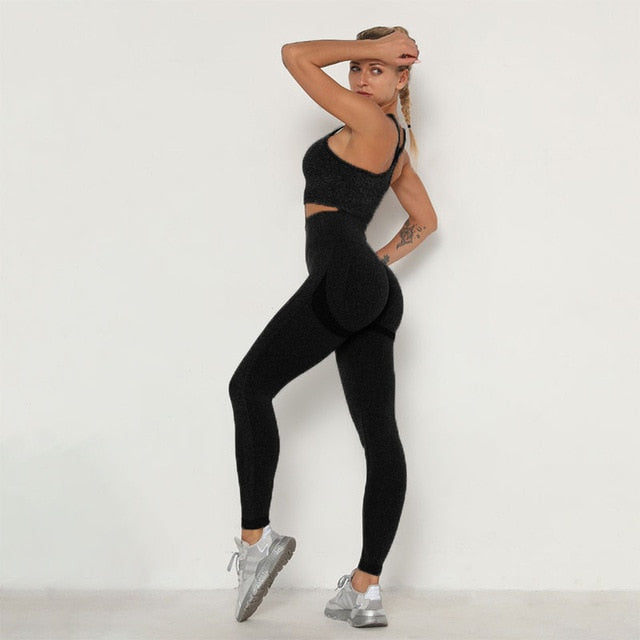 Seamless Gym Outfit Set – Top + Women's Leggings