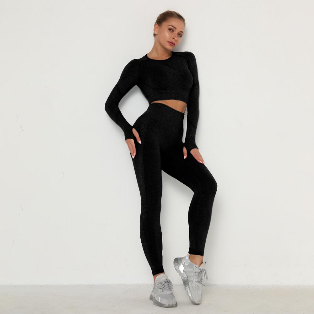 Seamless Gym Outfit Set – Top + Women's Leggings